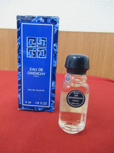 H【10526】★EAU DE GIVENCHY★ジバンシー 石鹸 香水 未使用品_画像2