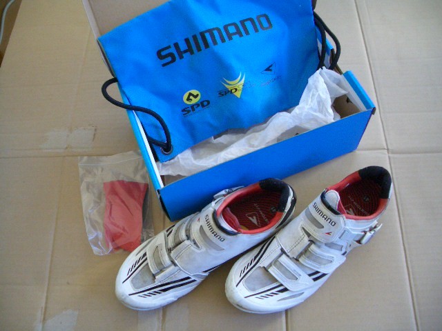 SH-R320W SHIMANO シマノ 白 EU41.0 25.8cm ノーマルラスト 付属品有り 中古品_画像1