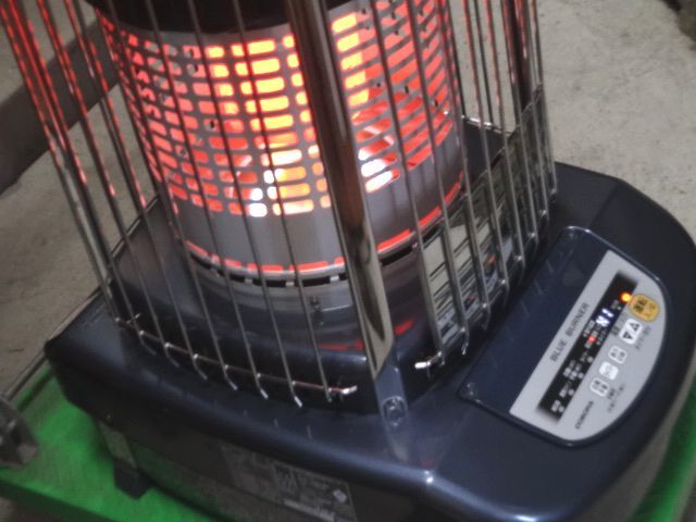 CORONA コロナ業務用大型石油ストーブBLUE BURNER ブルーバーナ CORONA コロナ業務用大型石油ストーブBLUE BURNER ブルーバーナ
