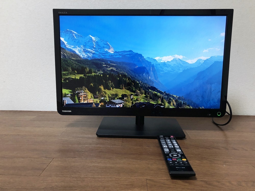 東芝23V型LED REGZA 23S8　地上・BS・110度CSデジタル ハイビジョン液晶テレビ　エッジ型LEDバックライト　リモコン付き　動作確認済み_画像1