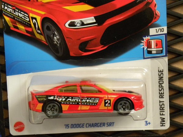 即決☆☆'15 DODGE CHARGER SRT HW FIRST RESPONSE ホットウィール Hot Wheelsの画像3