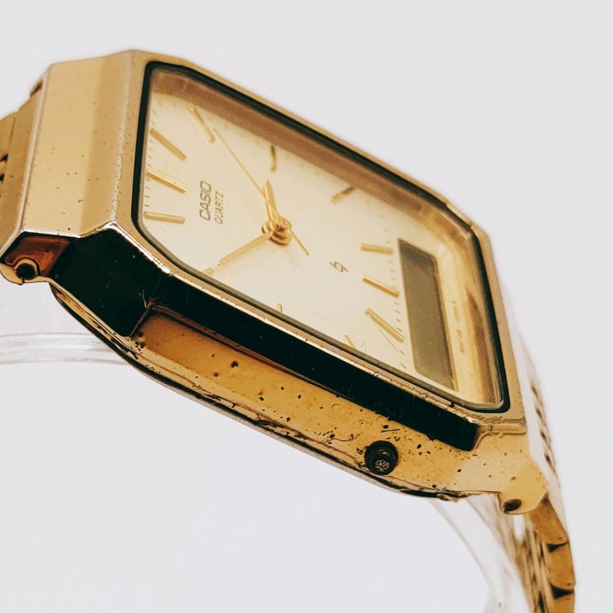 CASIO カシオ AQ-413G 腕時計 アナログ 3針 金色文字盤 ゴールド基調 時計 とけい トケイ アクセサリー ヴィンテージ アンティーク レトロ_画像7
