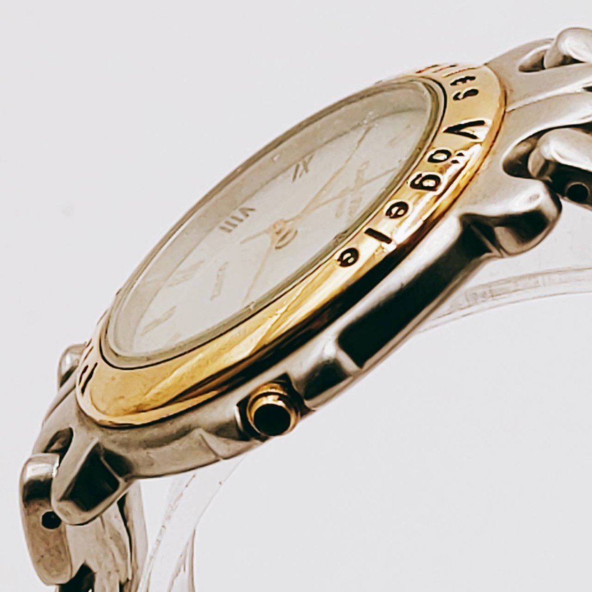 #1 Charles Vogele シャルルフォーゲル 腕時計 アナログ 3針 シェル色文字盤 シルバー基調 時計 とけい トケイ アクセサリー ヴィンテージ_画像5
