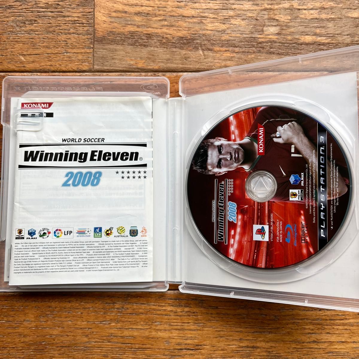 【PS3】 WORLD SOCCER Winning Eleven 2008 バイオハザード5 セット