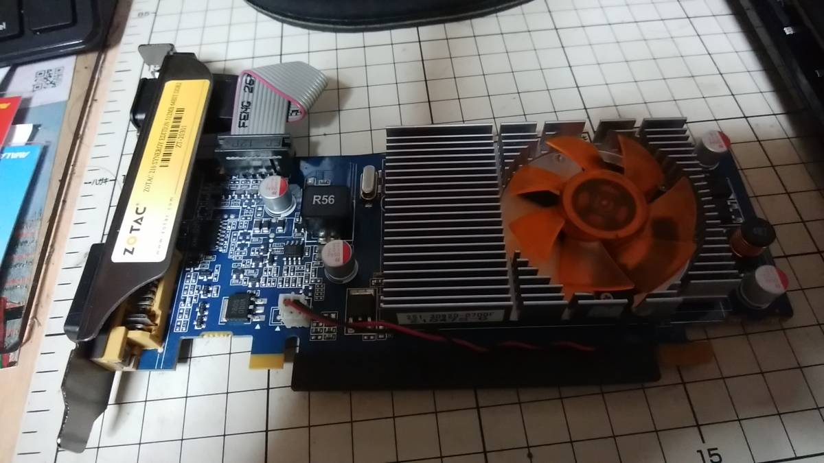 ZOTAC 210？ グラフィックボード ジャンク_画像1