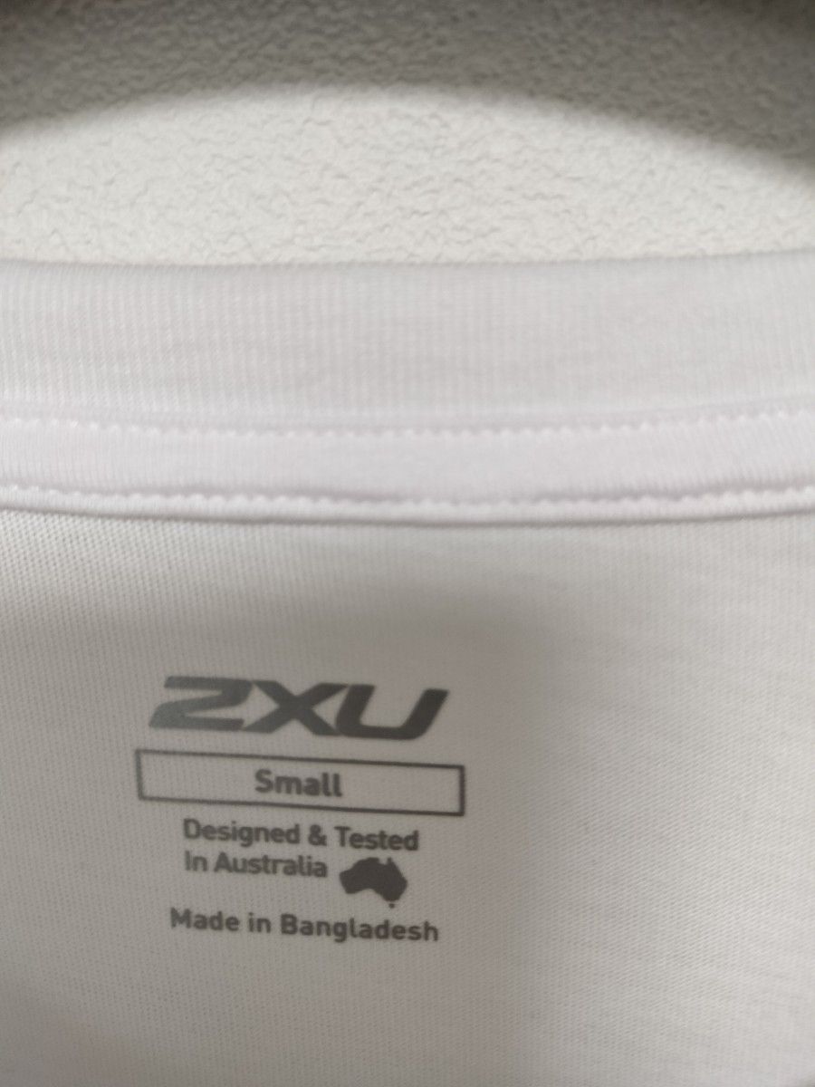 2XU コンテンダーTシャツ【メンズ】トライアスロン　ランニング