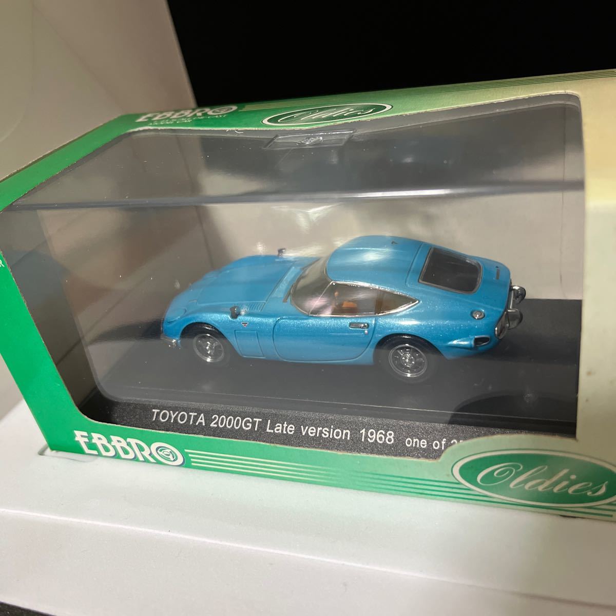 エブロ トヨタ 2000GT Late version 1968 BLUE 1:43_画像1