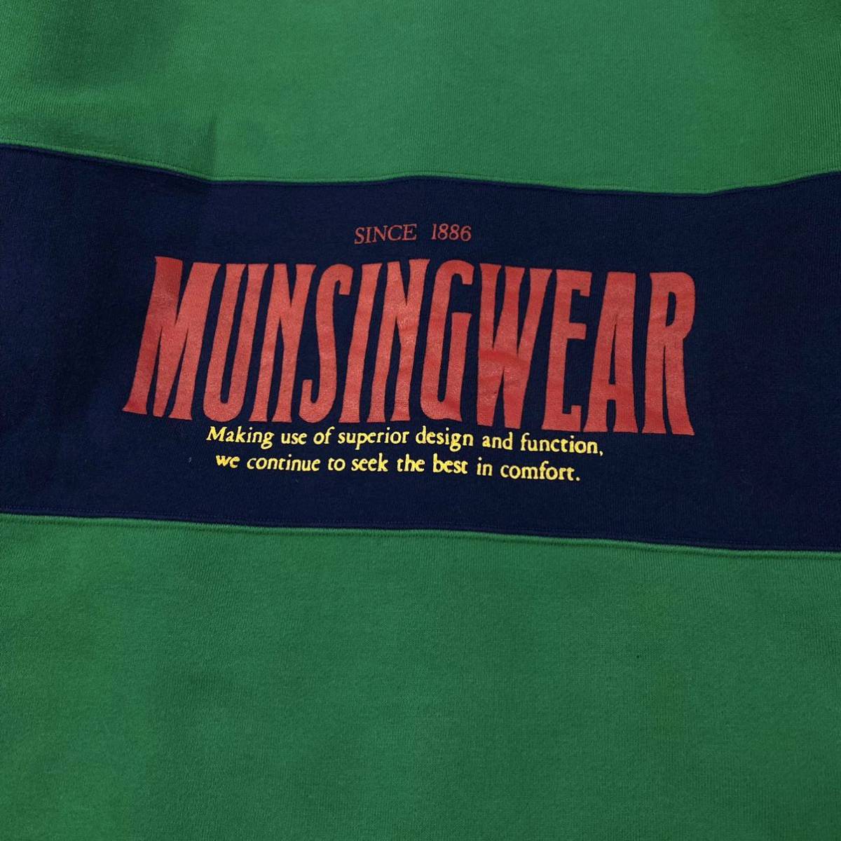 Munsingwear( Munsingwear wear ) sweat jacket embroidery Logo reverse side nappy men's L green group / navy series 