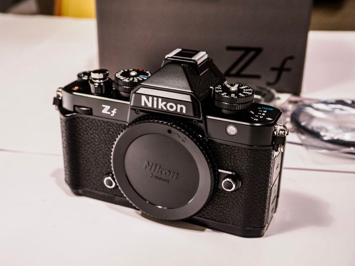 Nikon ZF ボディ 新品同 おまけ ソフトシャッターレリーズ AR-11 Nikon ZF ボディ 新品同 おまけ ソフトシャッターレリーズ AR-11