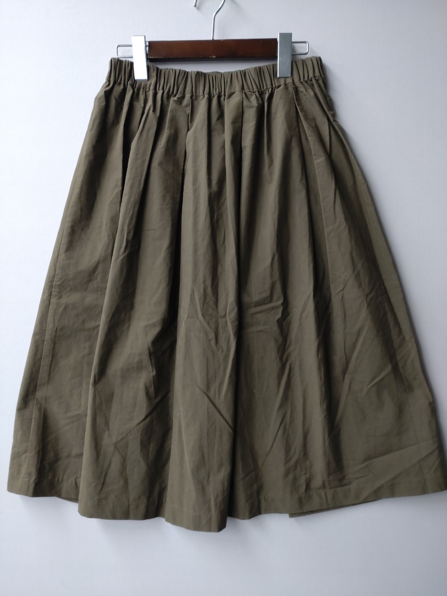 ベーセーストック　日本製　ハリ感素材スカート フレアスカート スカート フレア_画像2
