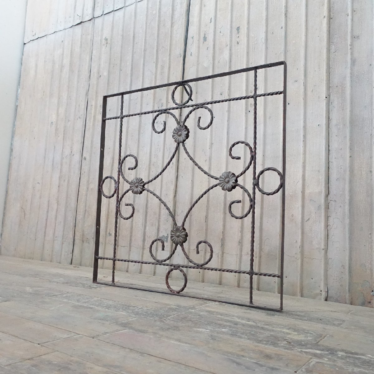 U-610*W69.5×H70 antique iron fence gardening iron .. partition lattice Vintage window ..stk