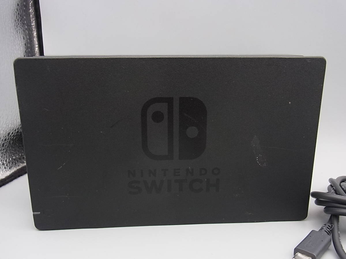 G15-6/Nintendo Switch 本体 スタンド ストラップ ジョイコン 充電器 グレー 任天堂 ニンテンドースイッチ スイッチ ジャンク_画像6