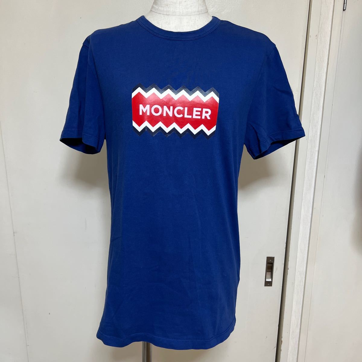 【美品】MONCLER モンクレール モンクレールロゴ プリント ワッペン Tシャツ size M ブルー 国内正規品