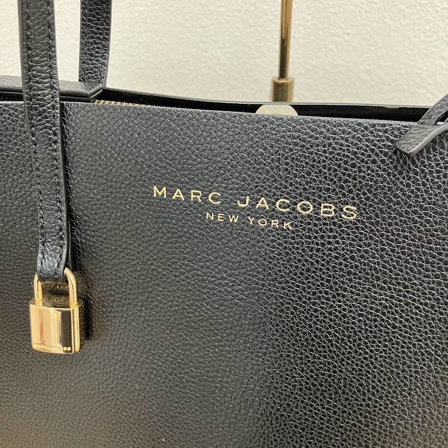 MARC JACOBS マークジェイコブス　レザー　トートバッグ　ブラック_画像2