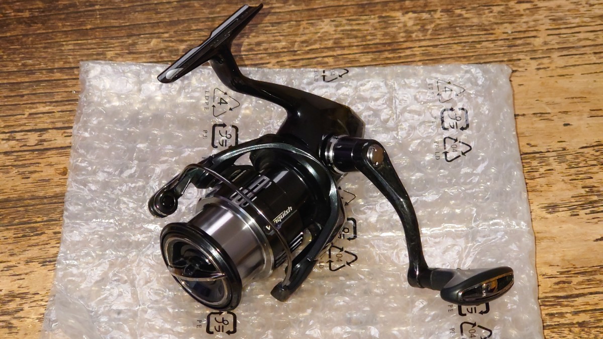 シマノ中古美品19ヴァンキッシュC3000MHG　 #ステラ　#ツインパワー　#ヴァンフォード　#ストラディック　#SHIMANO 　#バス シーバス釣り_画像2