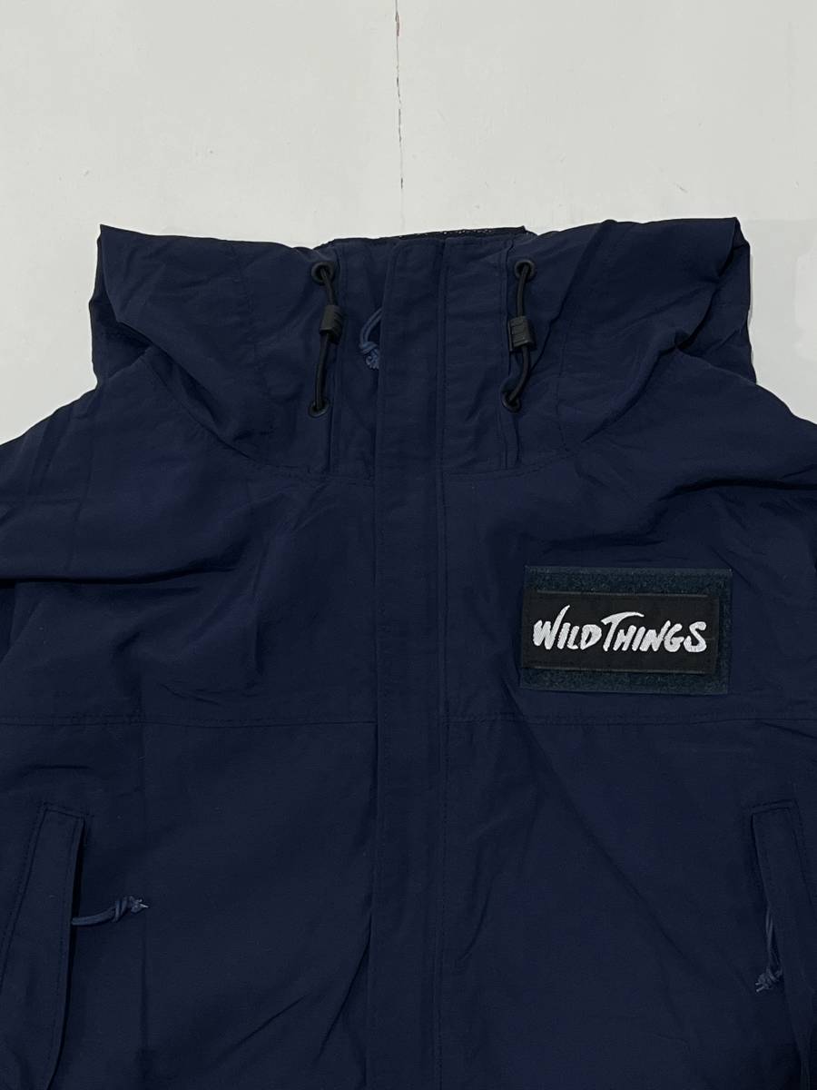 【WILD THINGS】ワイルドシングス ミリタリーデザイン ナイロン パーカー ジャケット フード 紺色 ネイビー WT010124-BV