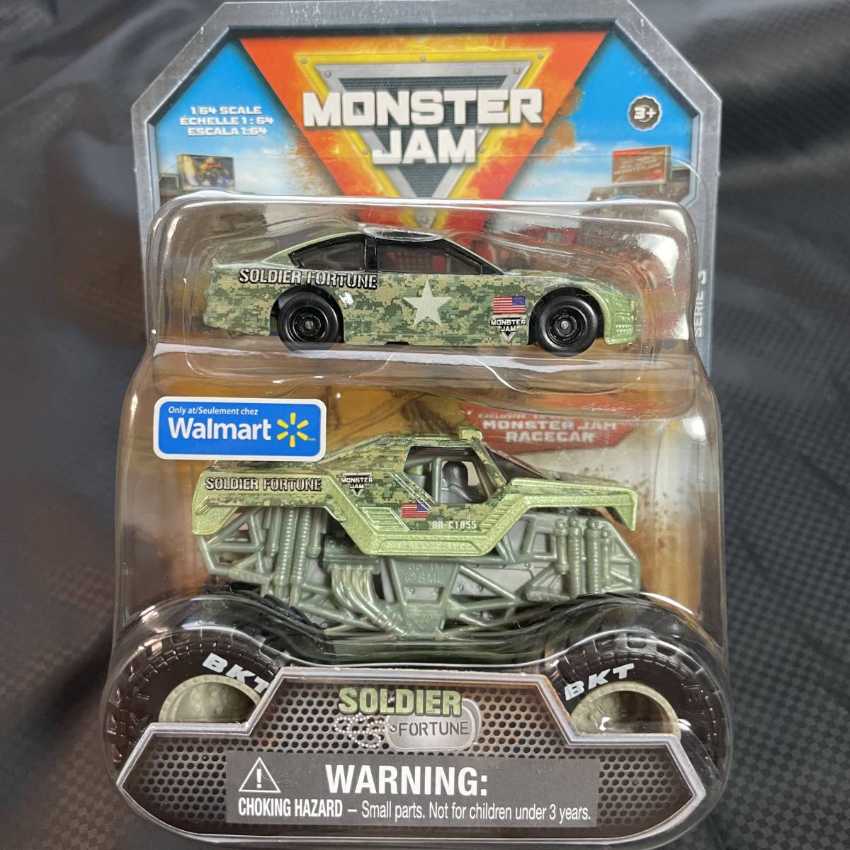 MONSTER JAM【Walmart限定】SOLDIER ２台セット モンスタージャム_画像1