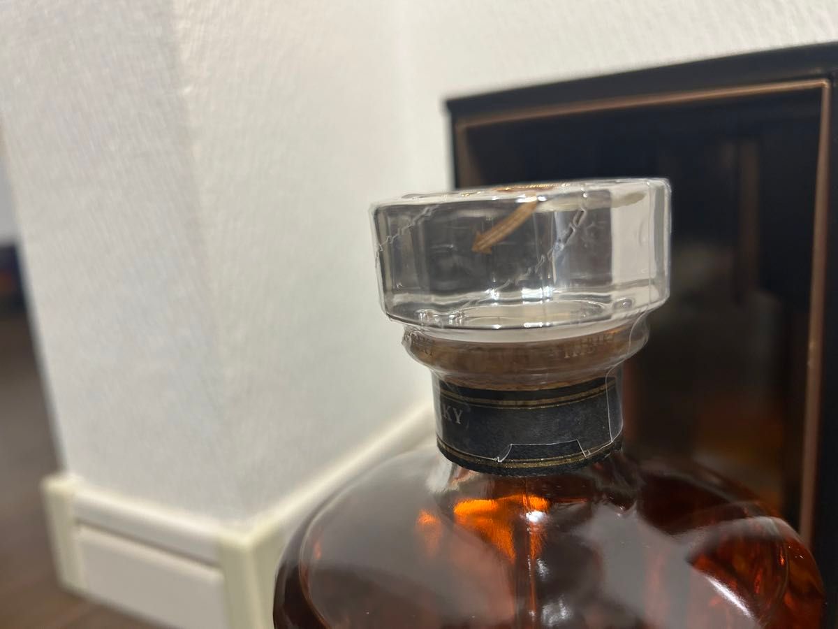 SUNTORY サントリー 響21年 旧ボトル ジャパニーズ ウイスキー 金キャップ　700ml 43度 箱、冊子付き