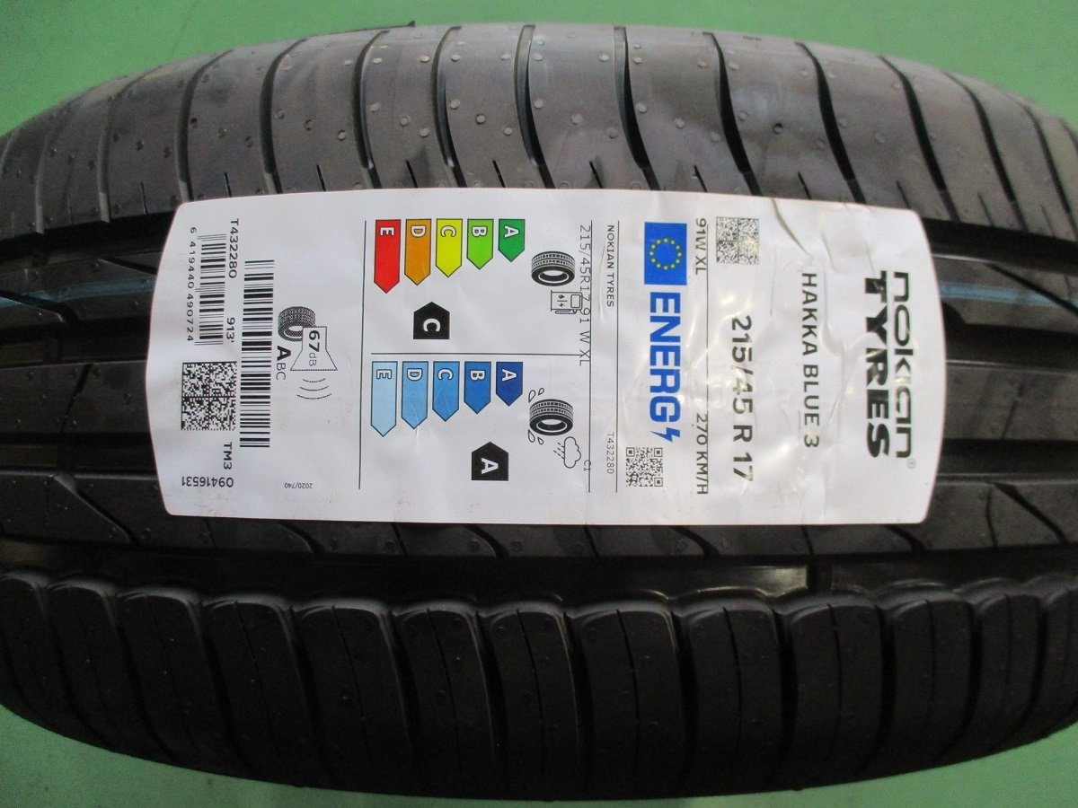 【特価品】Nokian Tyres Hakka BLUE3(ノキアンタイヤ ハッカ ブルー3) 215/45 R17 91W XL サマータイヤ 1本のみ（2022年製）_画像1