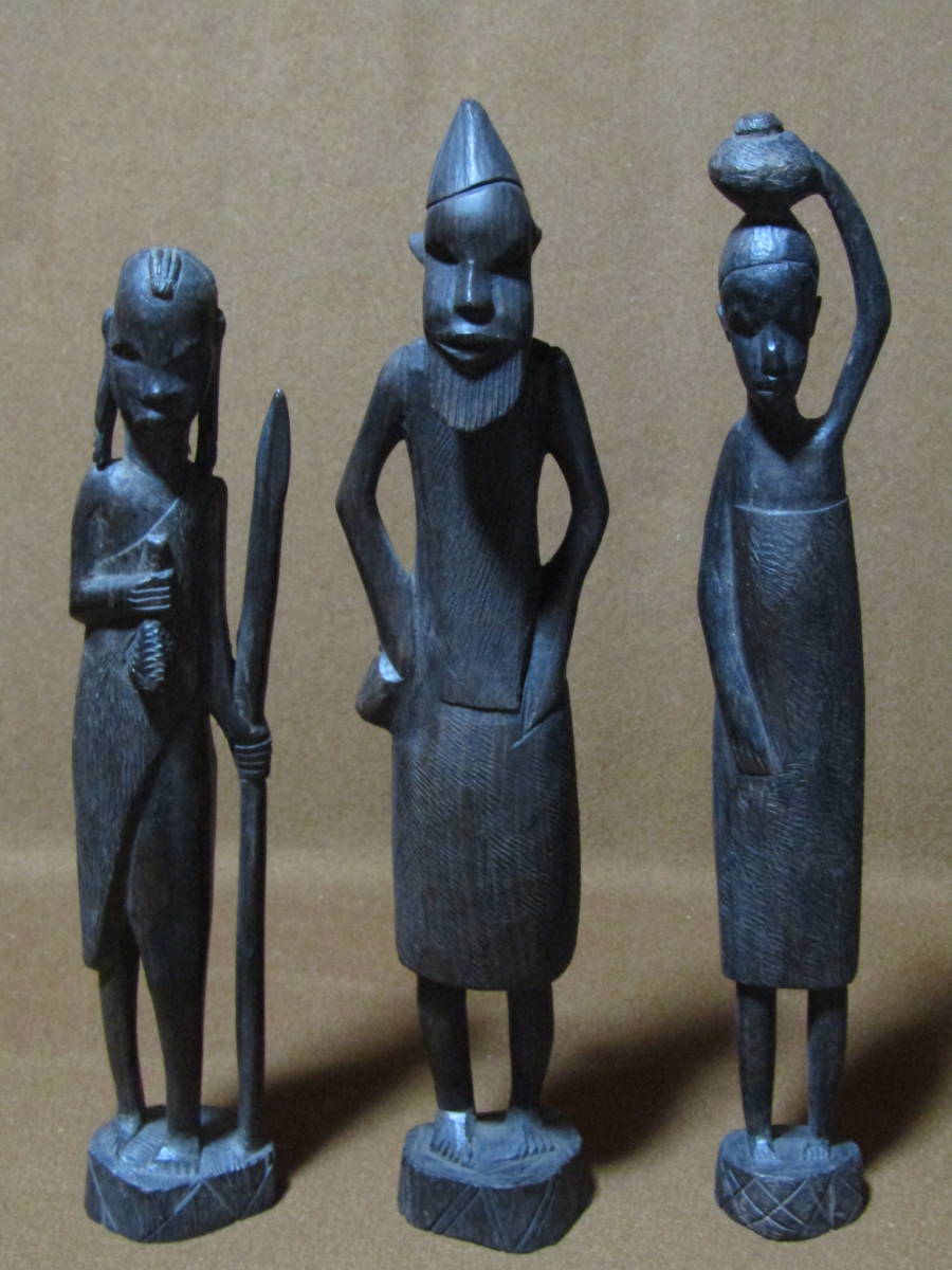 【アフリカ木彫　人物　三体　ケニア　３８cm】外国土産_画像1