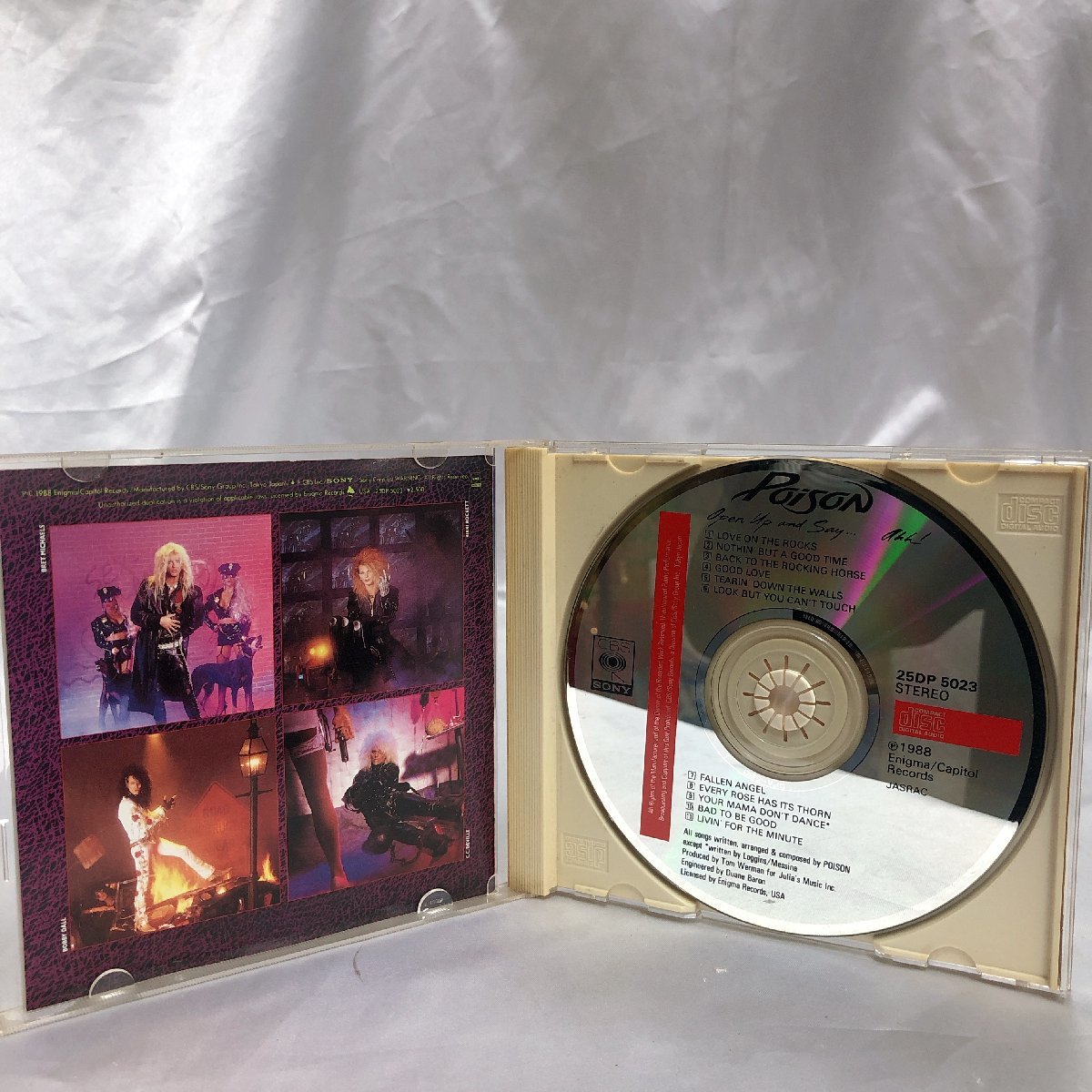 【中古現状品/インボイス登録店/KSH】POISON ポイズン FLESH & BLOOD/OPEN UP AND SAY...AHH! CD 2枚おまとめ　MZ0106_画像3