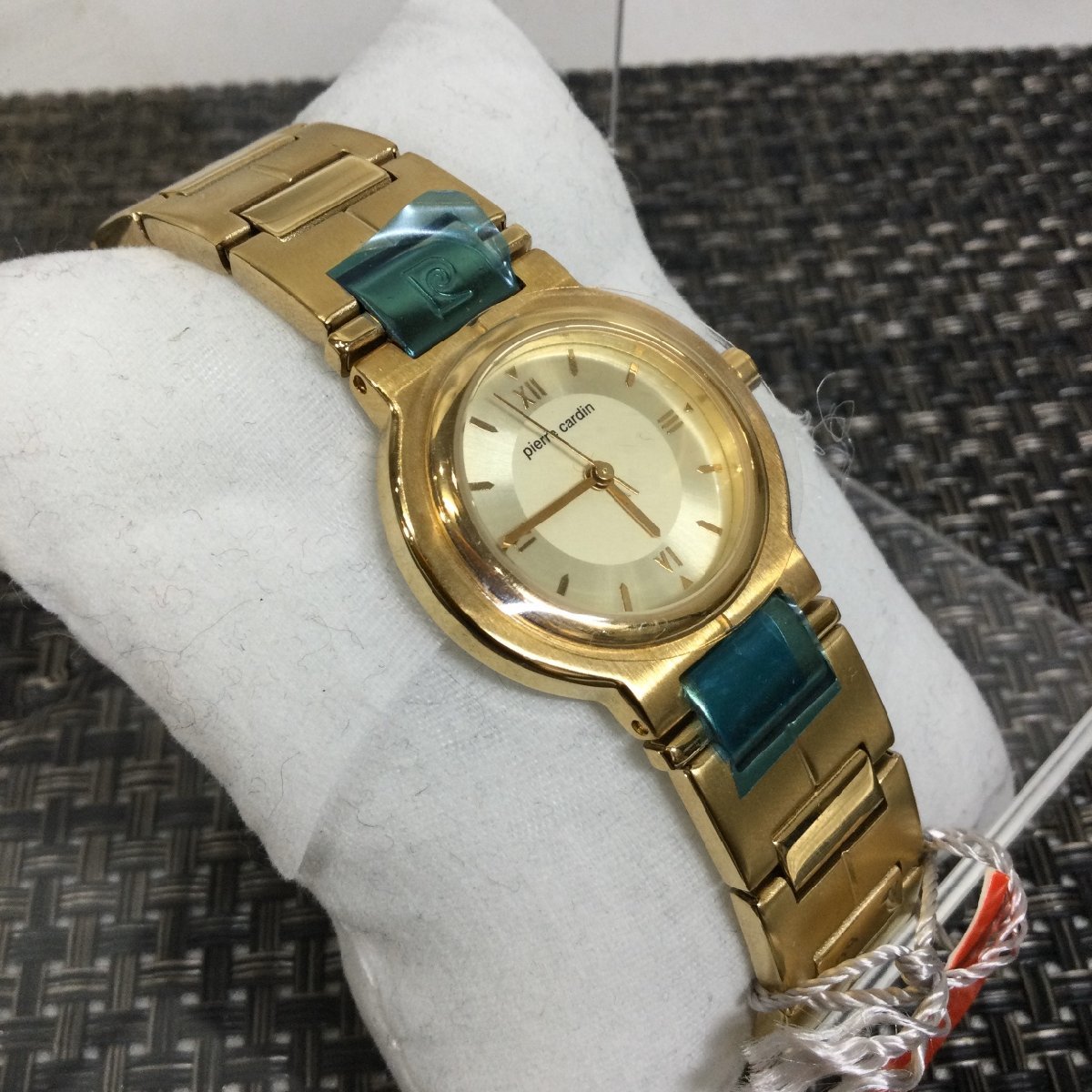 【ジャンク品/インボイス登録店/TSH】pierre cardin ピエール・カルダン レディース ゴールド系 レトロ 45562 腕時計 HA0112_画像2