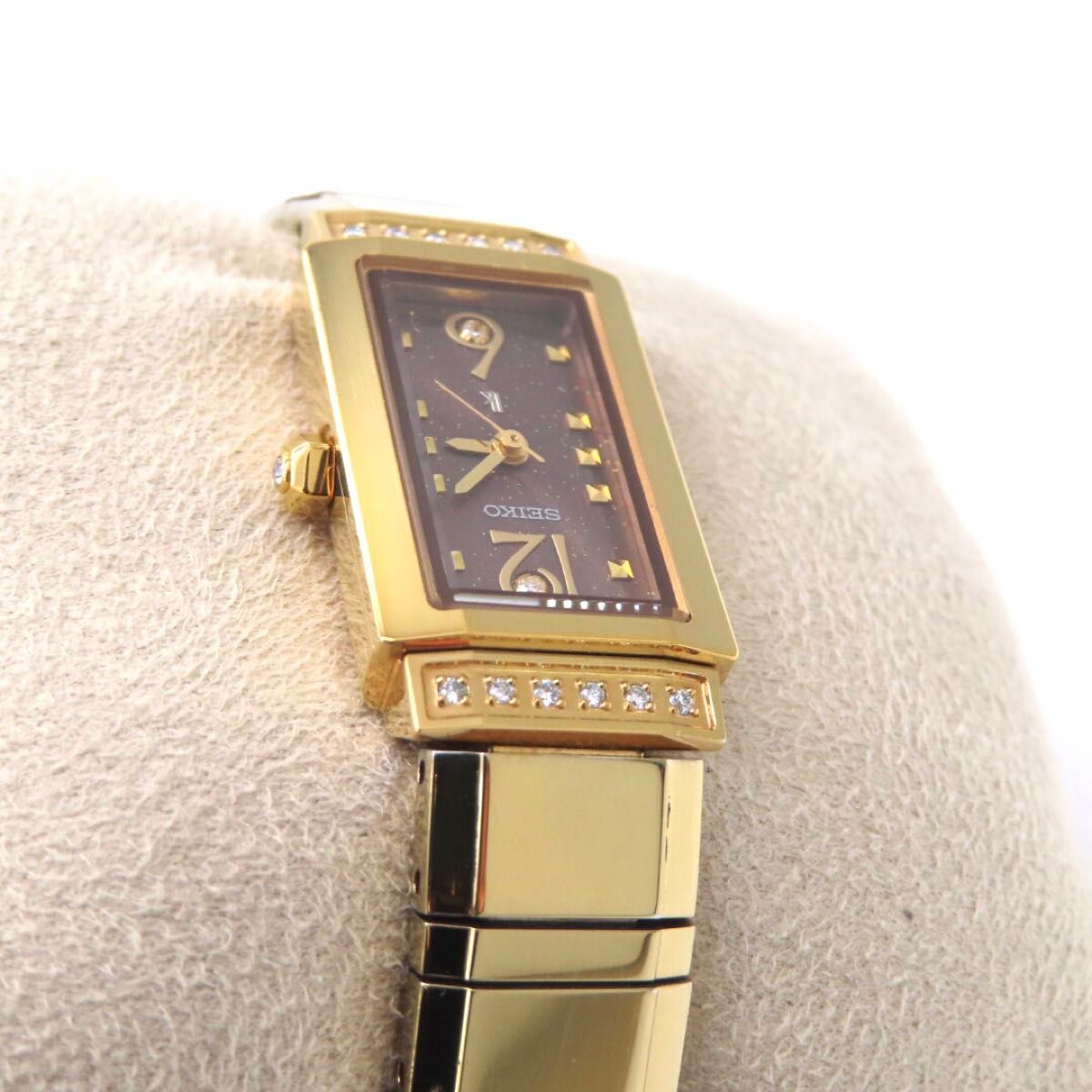 2024公式店舗 セイコー SEIKO 0BE0 1F21 美品 時計 ゴールドカラー