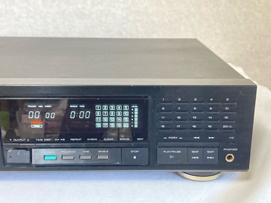 KENWOOD DP-8010 ケンウッド CDプレーヤー バーブラウン社製18bitD/Aコンバーター「PCM58P」搭載　ジャンク_画像3