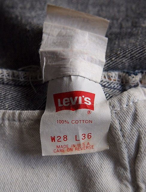 米国製 90s●Levi's リーバイス 501xx デニム パンツ ジーンズ W28 ボタン裏555 501-5900 濃紺 毛羽立ち USA vintage 古着 同日3点送料無料_画像9