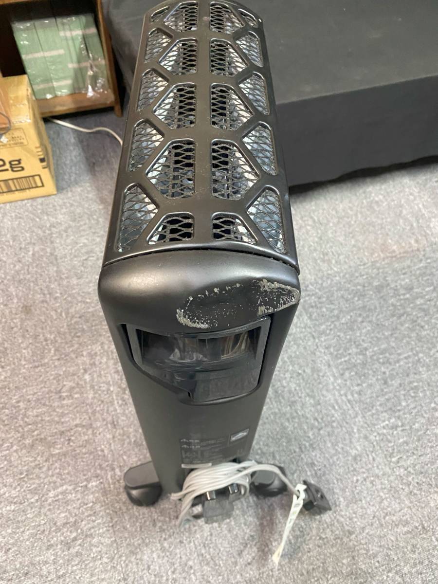 ☆ 中古 デロンギ マルチダイナミックヒーター オイルヒーター MDH12・BK 乾式 1200W 可変式 動作確認済み_凹み有