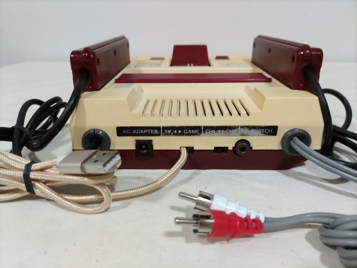 AV化&USB電源化】任天堂 ファミコン 本体 縦縞対策済|Yahoo AV化&USB電源化】任天堂 ファミコン 本体 縦縞対策済|Yahoo