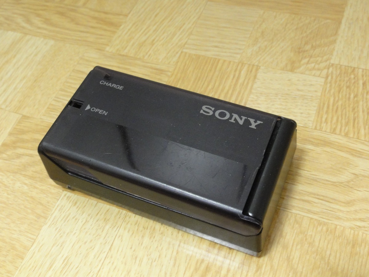 ★SONY ソニー ガム電池NC-5WM NC-6WM用充電器 BC-7A 送料140円 _画像2