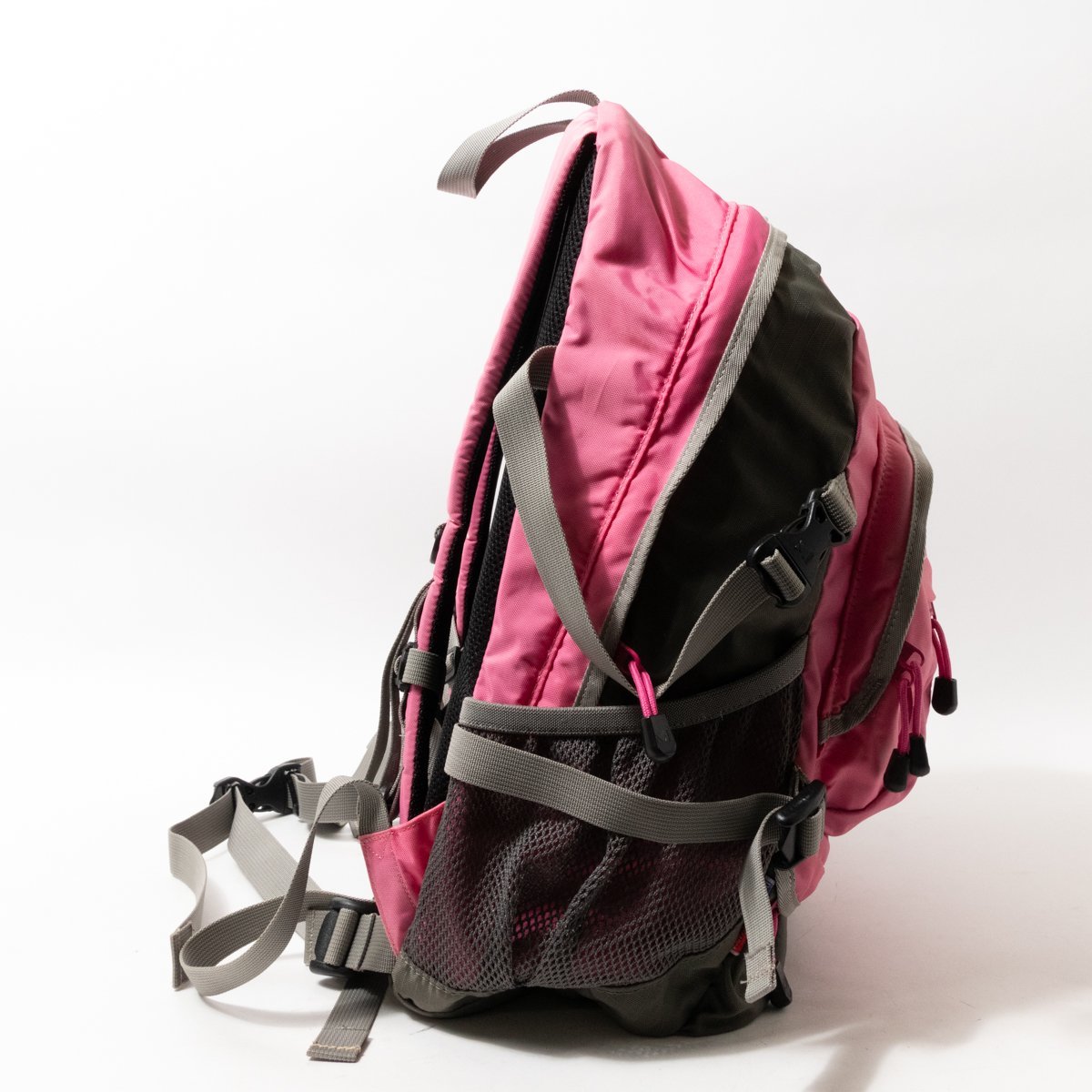 MILLET ミレー M08841 MARCHE 20 バックパック リュックサック ピンク グレー ブラック ナイロン レディース アウトドア カジュアル bag 鞄_画像4