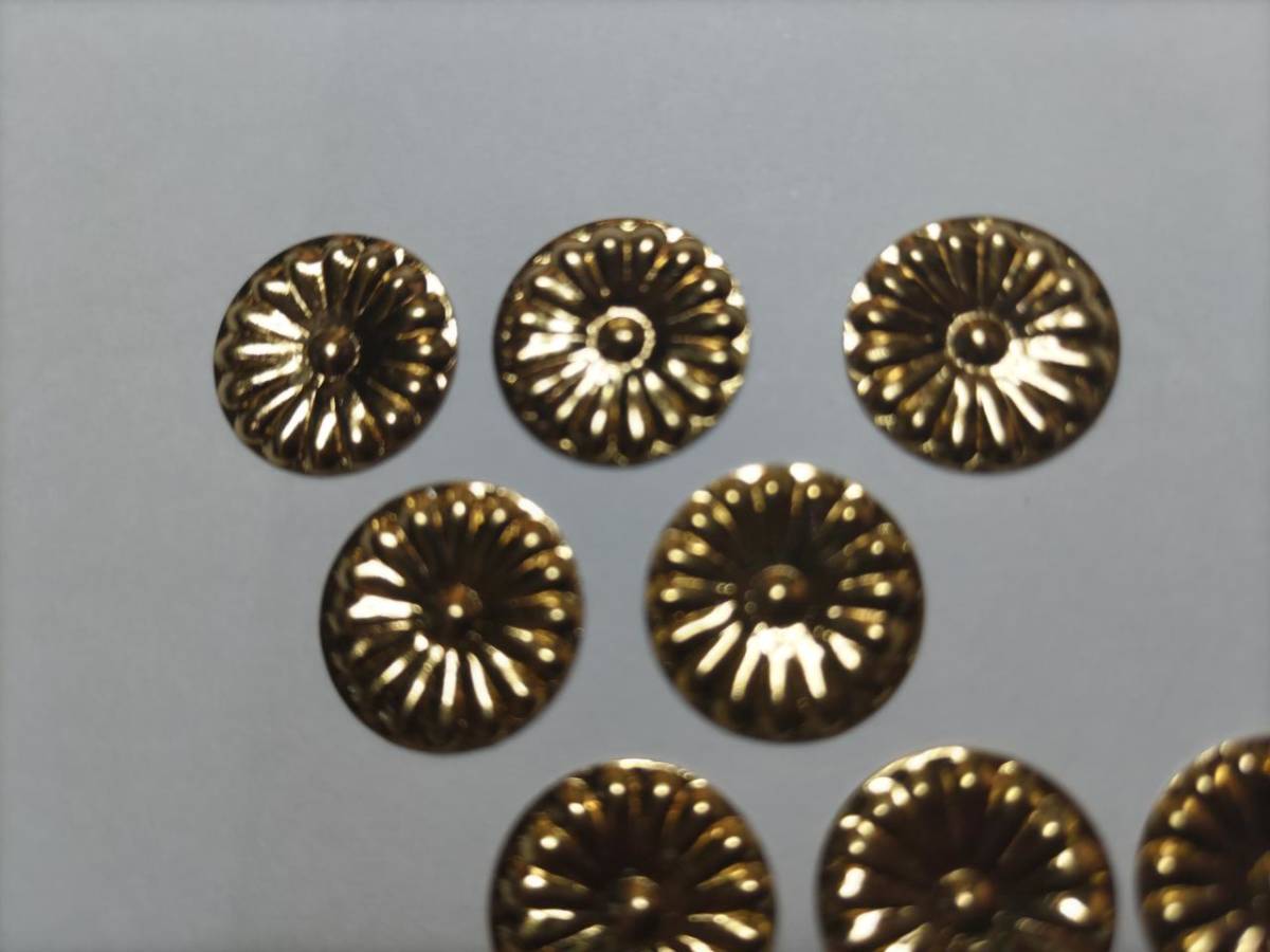 ★☆【菊紋金具】５分 x（10枚）神殿、神輿、ミニ山車、神棚金具。直径15ｍｍ 　ポスト投函です！_画像9