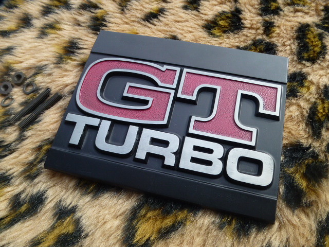 【美品！新車外し！当時物！】スカイライン ジャパン 2000 GT TURBO フロント グリル エンブレム ニッサン 純正 ターボ 日産 旧車 DATSUN_画像4