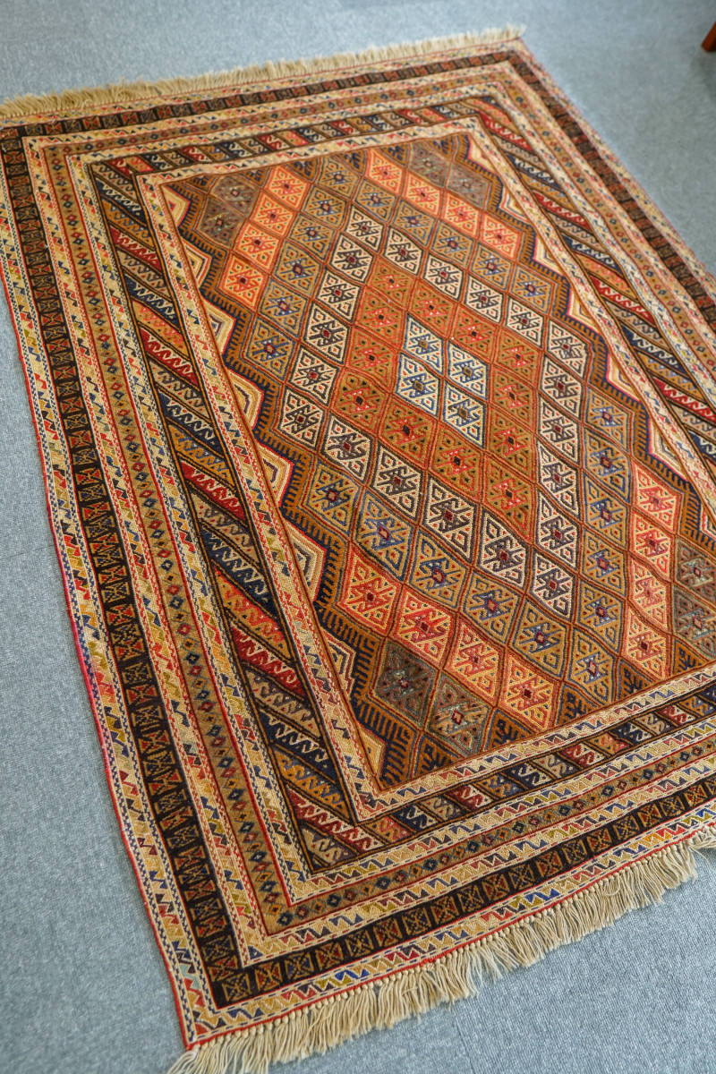 138×112cm アフガニスタン の マシュワニ手織り キリム 手織り絨毯