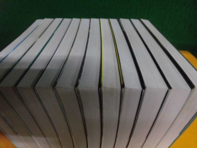 книга@. история с привидениями серии 12 шт. комплект зеленый река ..po pra карман библиотека 