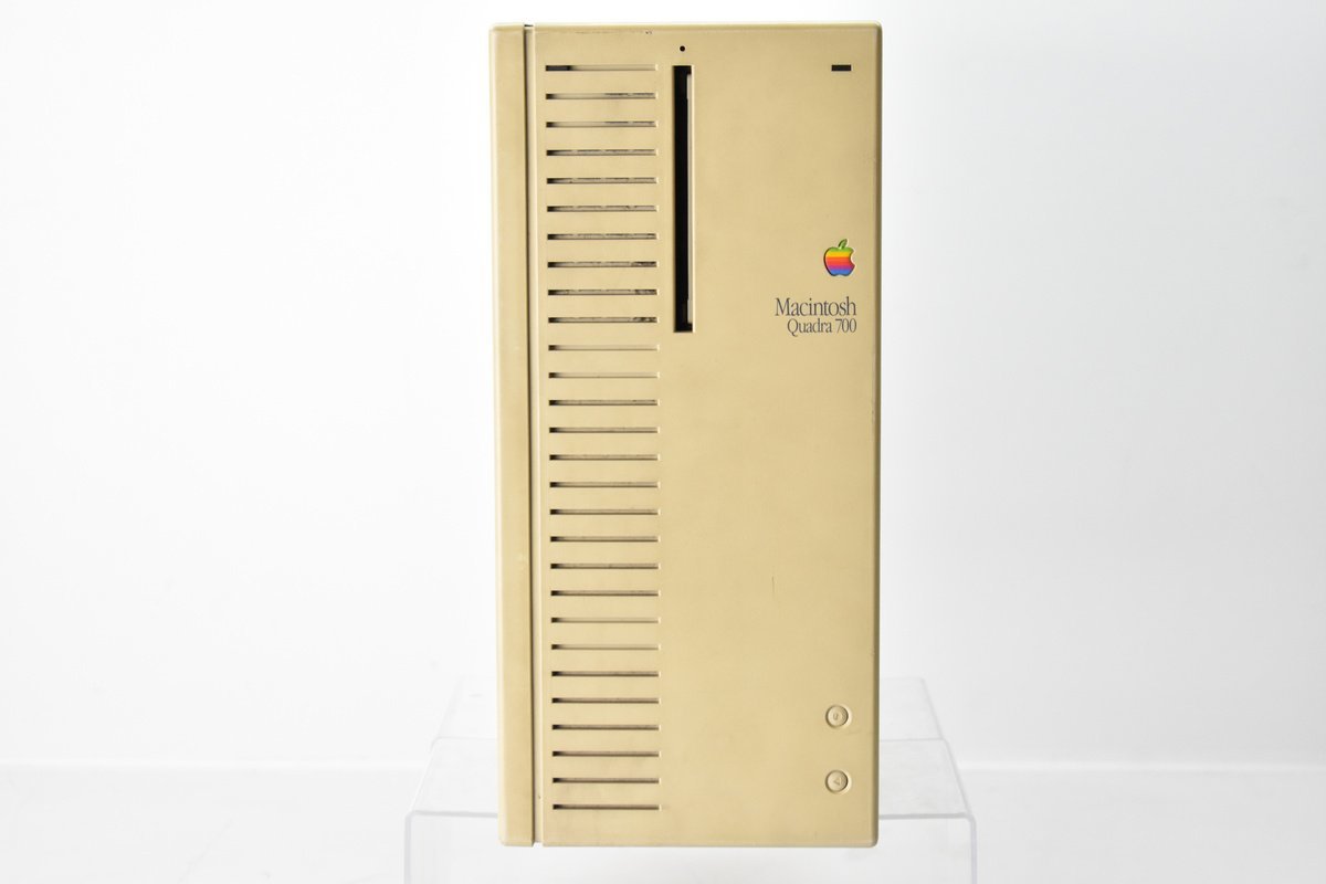 Apple Macintosh Quadra700 M5920 通電確認済 [アップル][マッキントッシュ][クアドラ][パーソナルコンピュータ][マック][MAC][PC]H_画像2