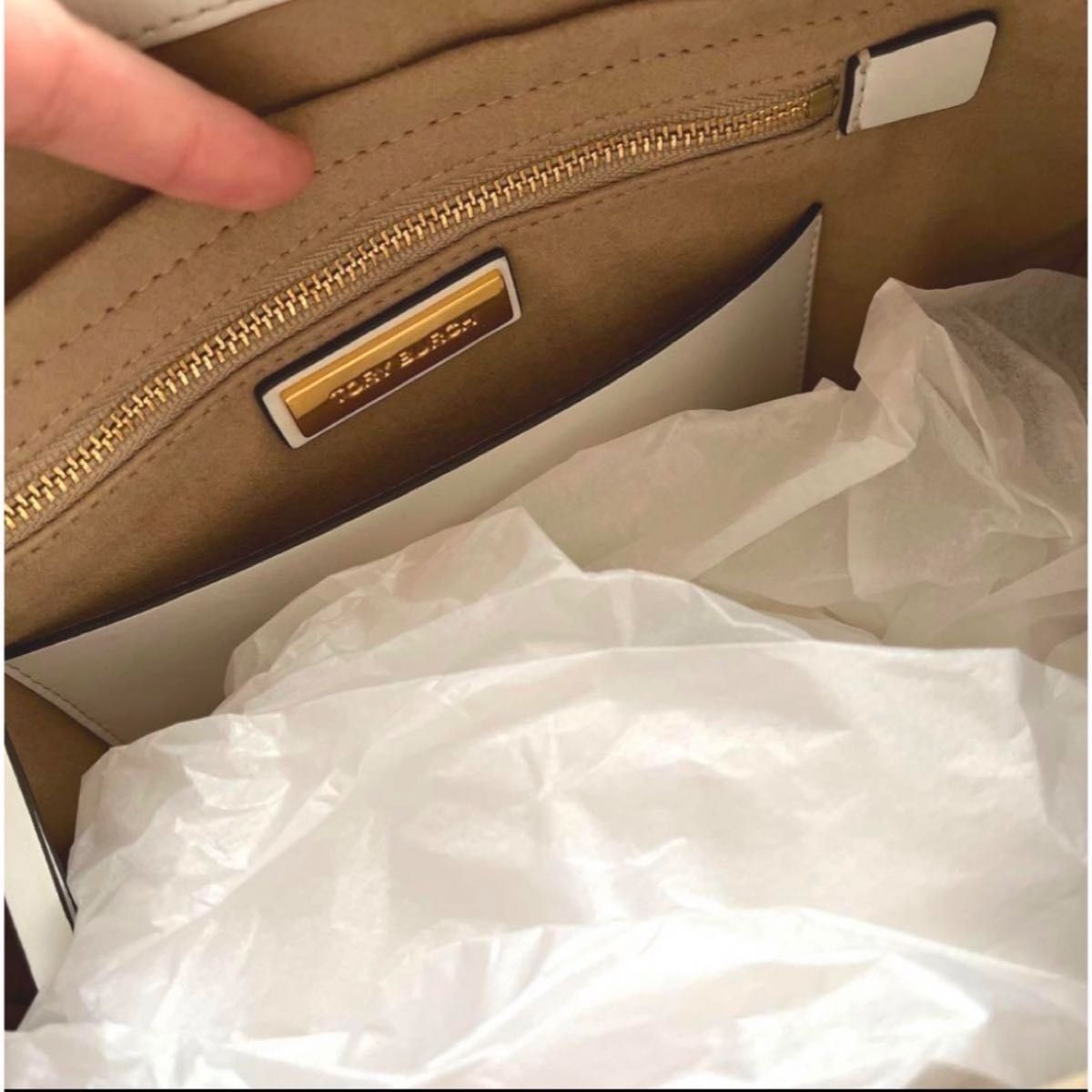 TORY BURCH トリーバーチ エンブロイダリースモールトートバッグ TORY BURCH トリーバーチ エンブロイダリースモールトートバッグ