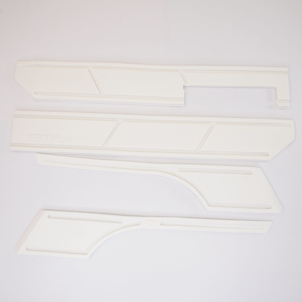 Side Panel Trim UTAH for VESPA P/PX P200E PX200E PX200FL PX125FL PX125 PX150E PX150FL P150X ラバートリム プロテクター ベスパ_画像1