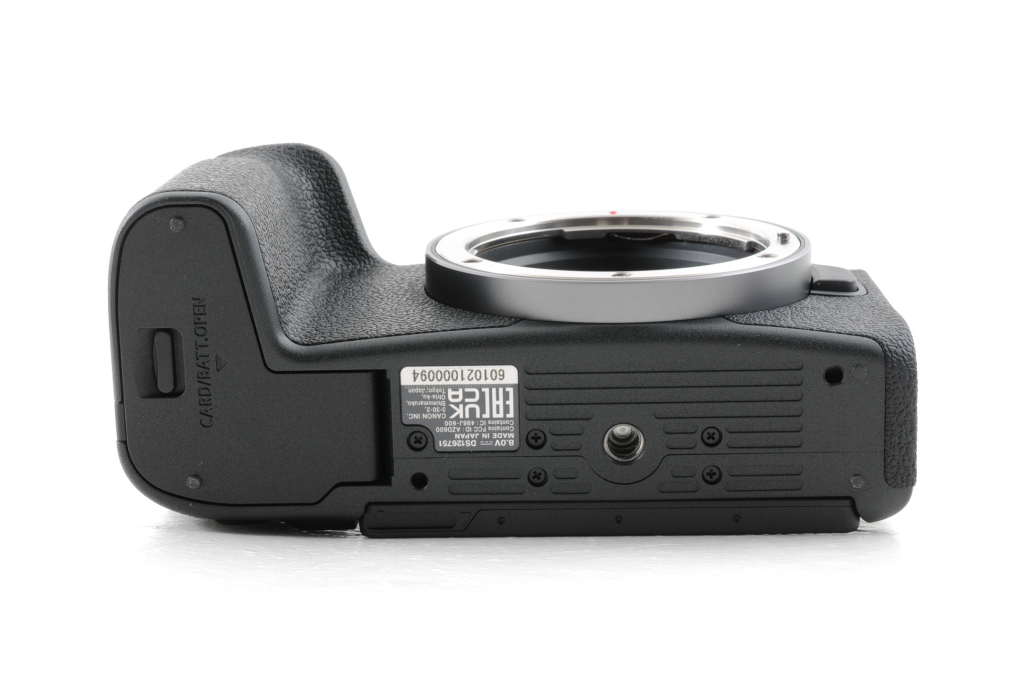 未使用 動作品 キャノン Canon EOS RP レンズ RF 24-105mm f4-7.1 STM KIT ミラーレス一眼カメラ 取説 充電器 箱付 管100N8007_画像6