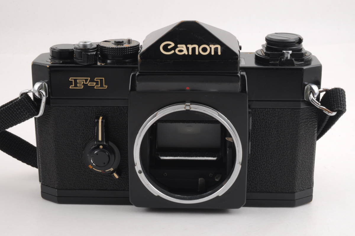 動作品 キャノン Canon F-1 ボディ 黒 ブラック MF 一眼レフ フィルムカメラ 管K5579_画像2