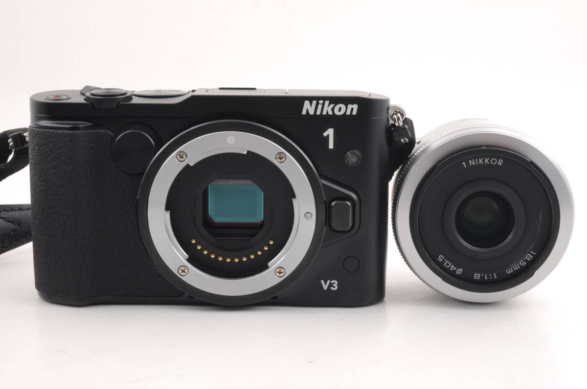 美品 シャッター回数 28回 動作品 ニコン Nikon 1 V3 レンズ 1 NIKKOR 18.5mm f1.8 ミラーレス一眼カメラ 取説 充電器 フード付 管K5647_画像2