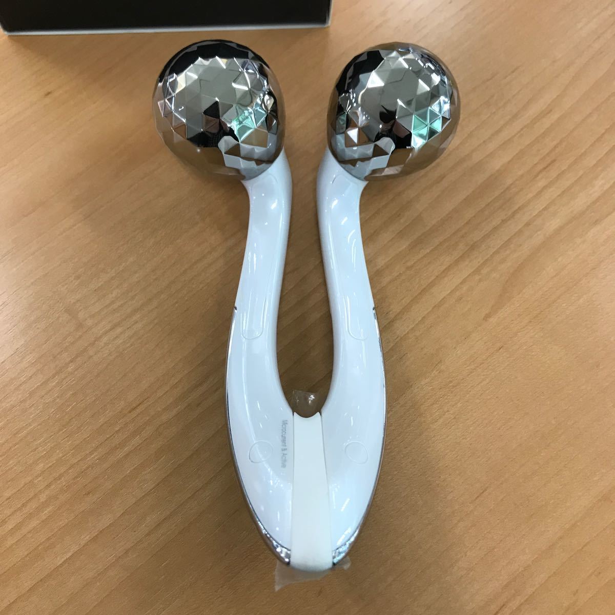 8160円 美品☆新品に近い自宅保管品 リファ アクティブホワイト 8160円 美品☆新品に近い自宅保管品 リファ アクティブホワイト