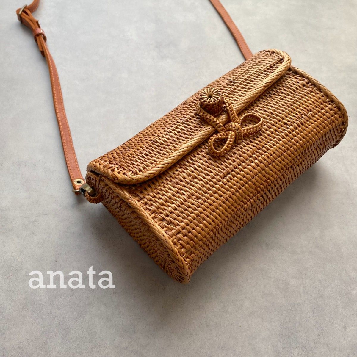 バリ島 ショルダーバッグ 新品未使用 アタバッグ かごバッグ バリ島 ショルダーバッグ 新品未使用 アタバッグ かごバッグ