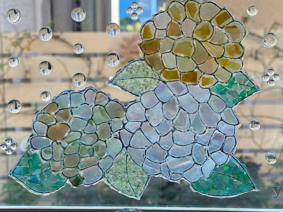シェル　天然貝　アジサイと水玉雨粒のインテリアフレーム　アナベル　◆  シェルアートフレーム　ステンドグラス風