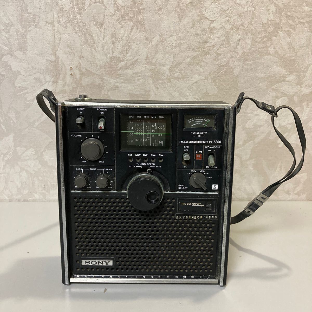 ジャンク　SONY ソニー ICF -5800 スカイセンサー ラジオ FM AM _画像1