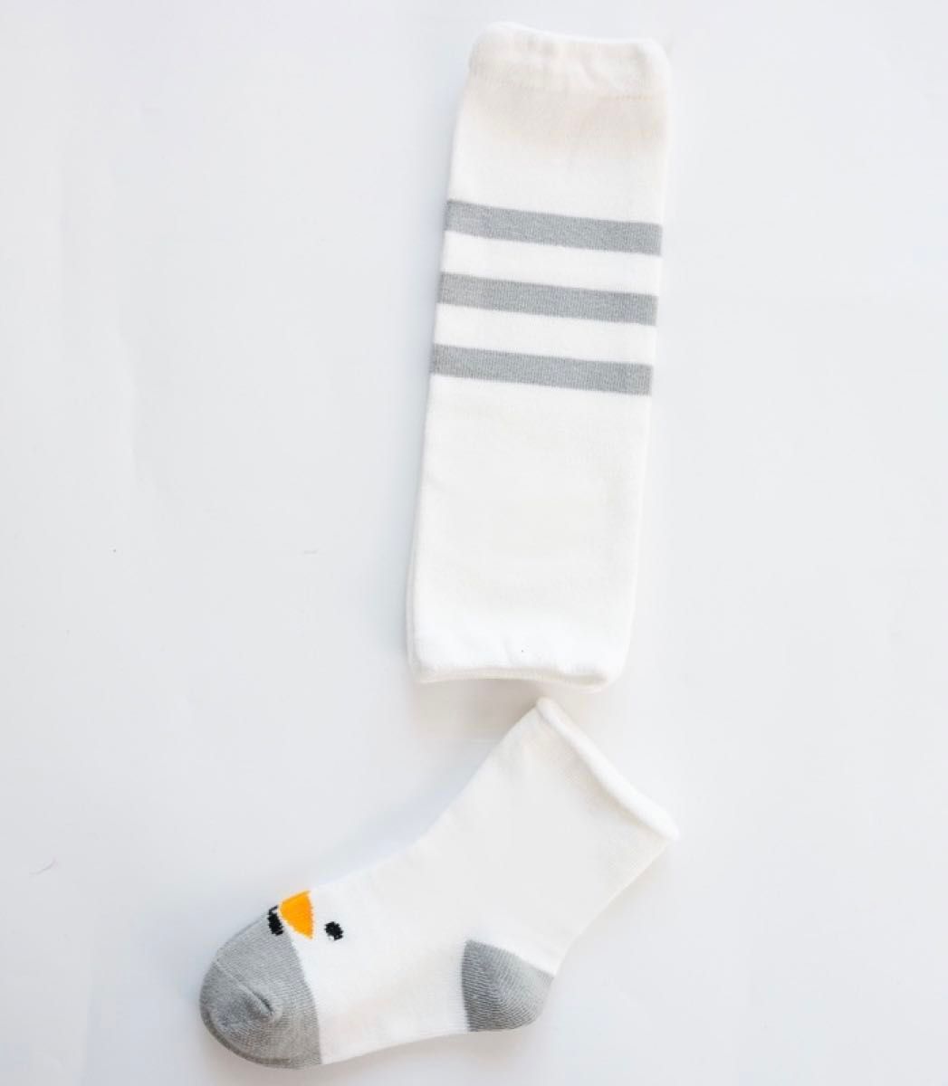 長く履ける　年中履ける　ペンギン レッグウォーマー 子ども 靴下 防寒対策 白