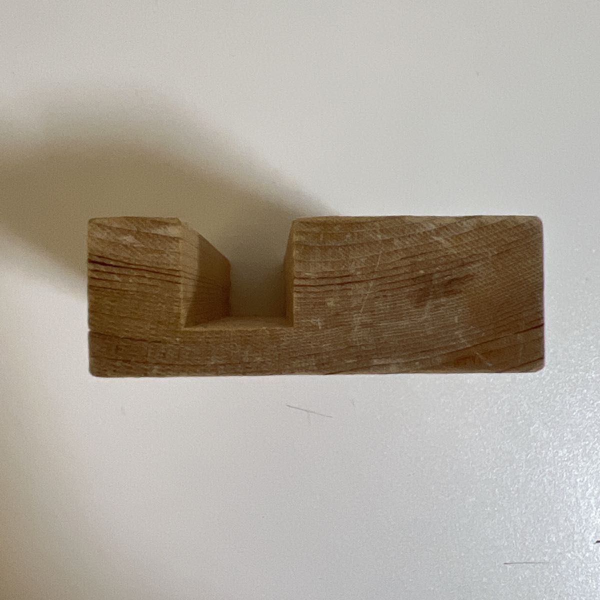 [スマホ]4:スマホスタンド ヒノキスマホスタンド　木製