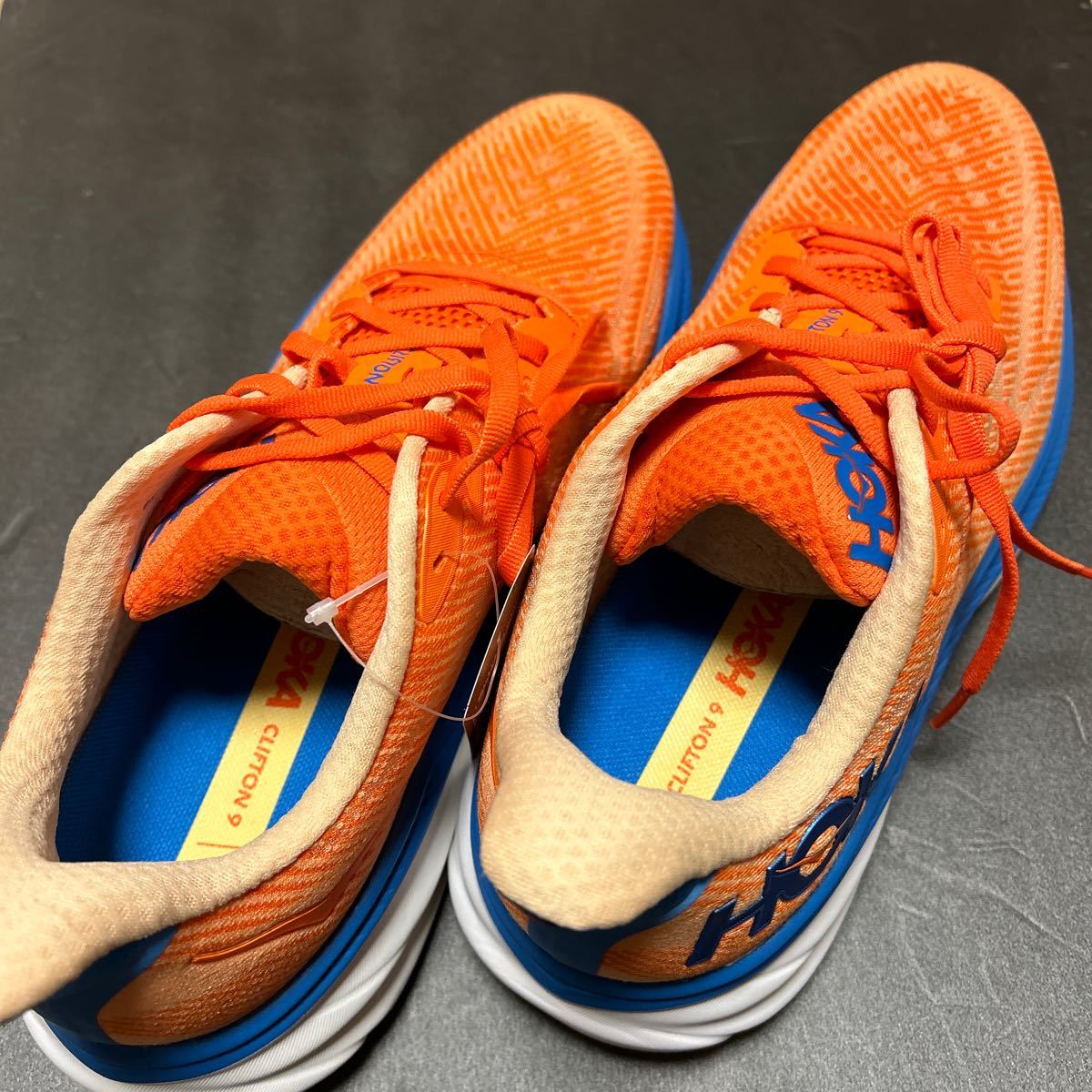 HOKA one one M CLIFTON9 WIDE オレンジ　　　未使用_画像3